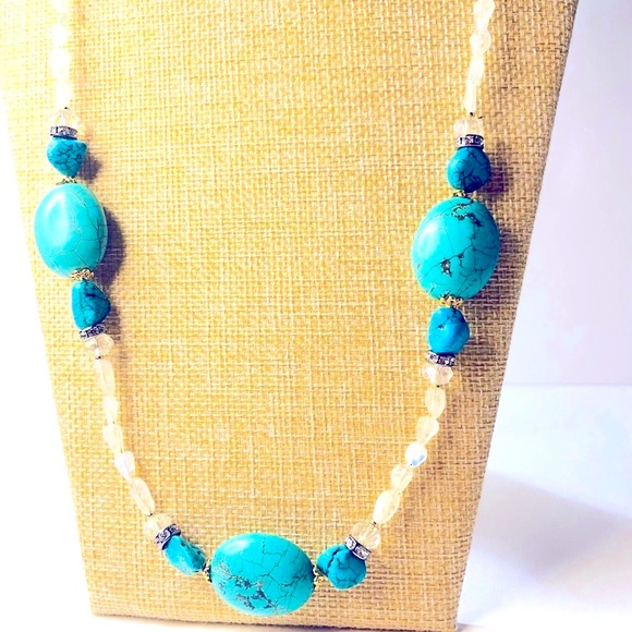 Moonstone Turquoise Beads Necklace - Picture 5 of 6